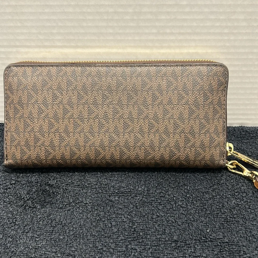 Michael Kors Brown Logo Wristlet - Picture 4 of 8